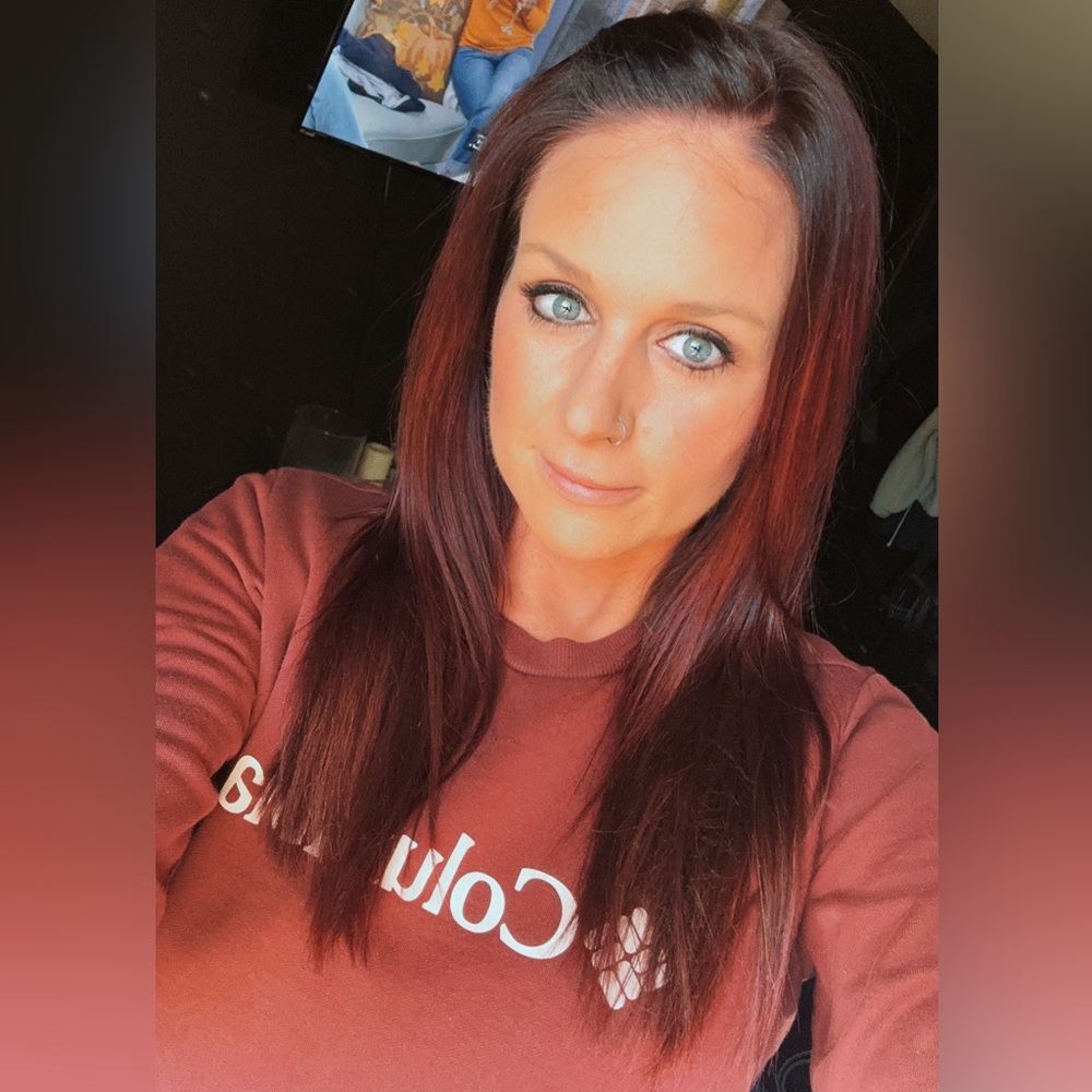 Meet your Posher, Kayla